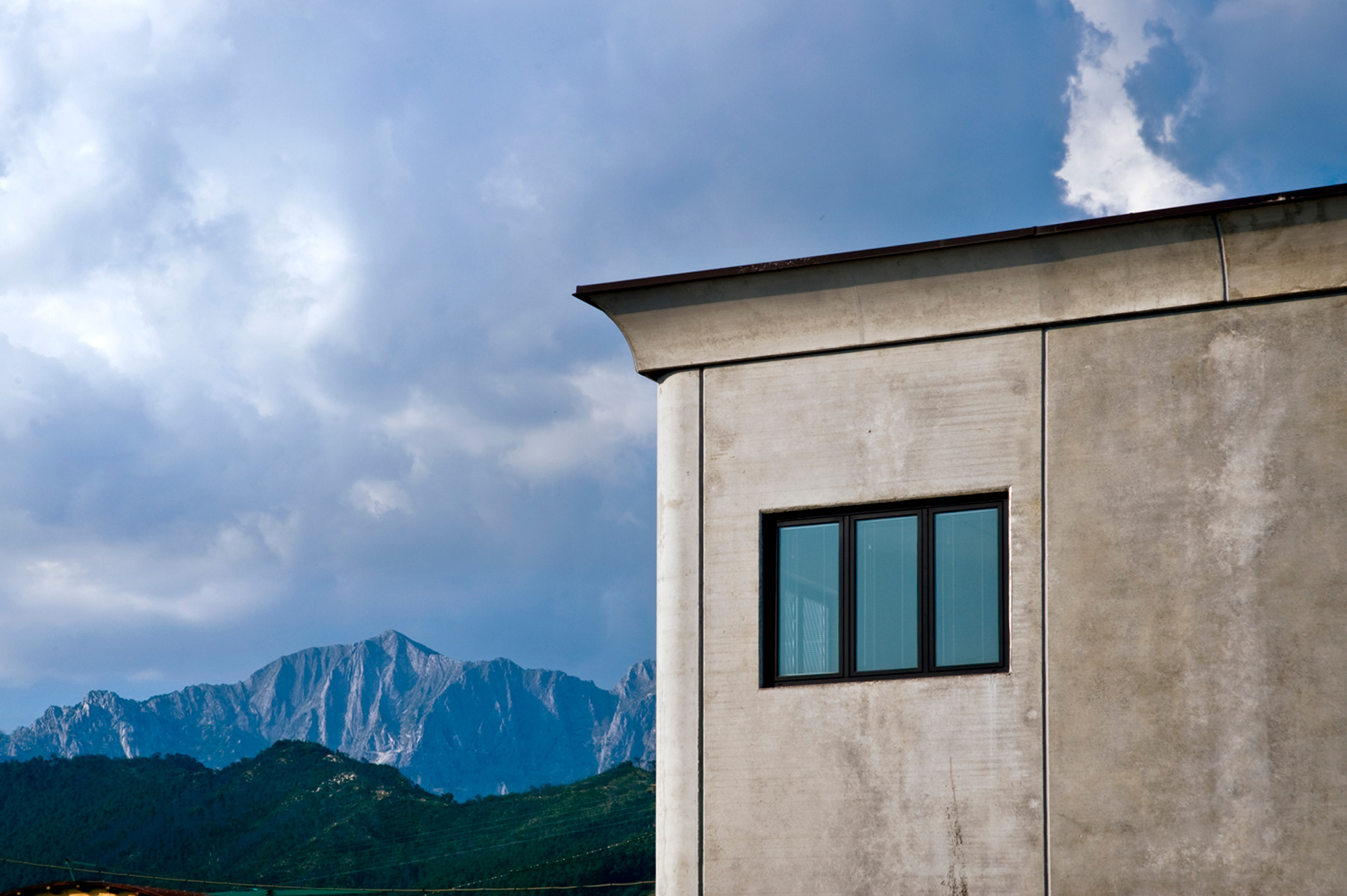 Salvatori_About-us_Headquarter-Querceta_banner-story