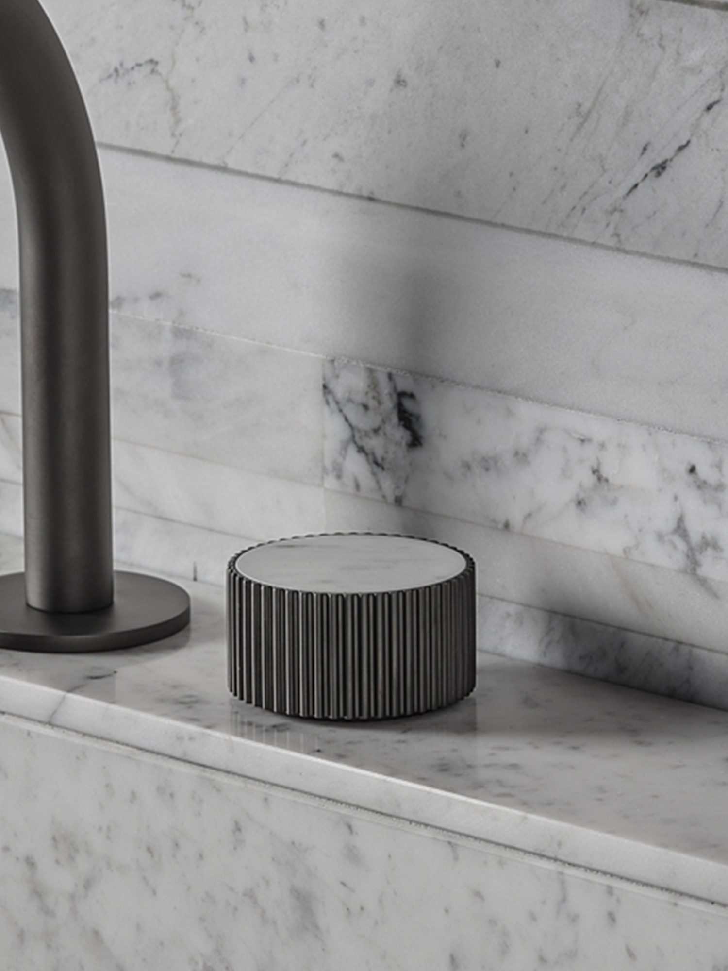 Salvatori_Showroom_New_York_2023-(17)_close-up-manopola