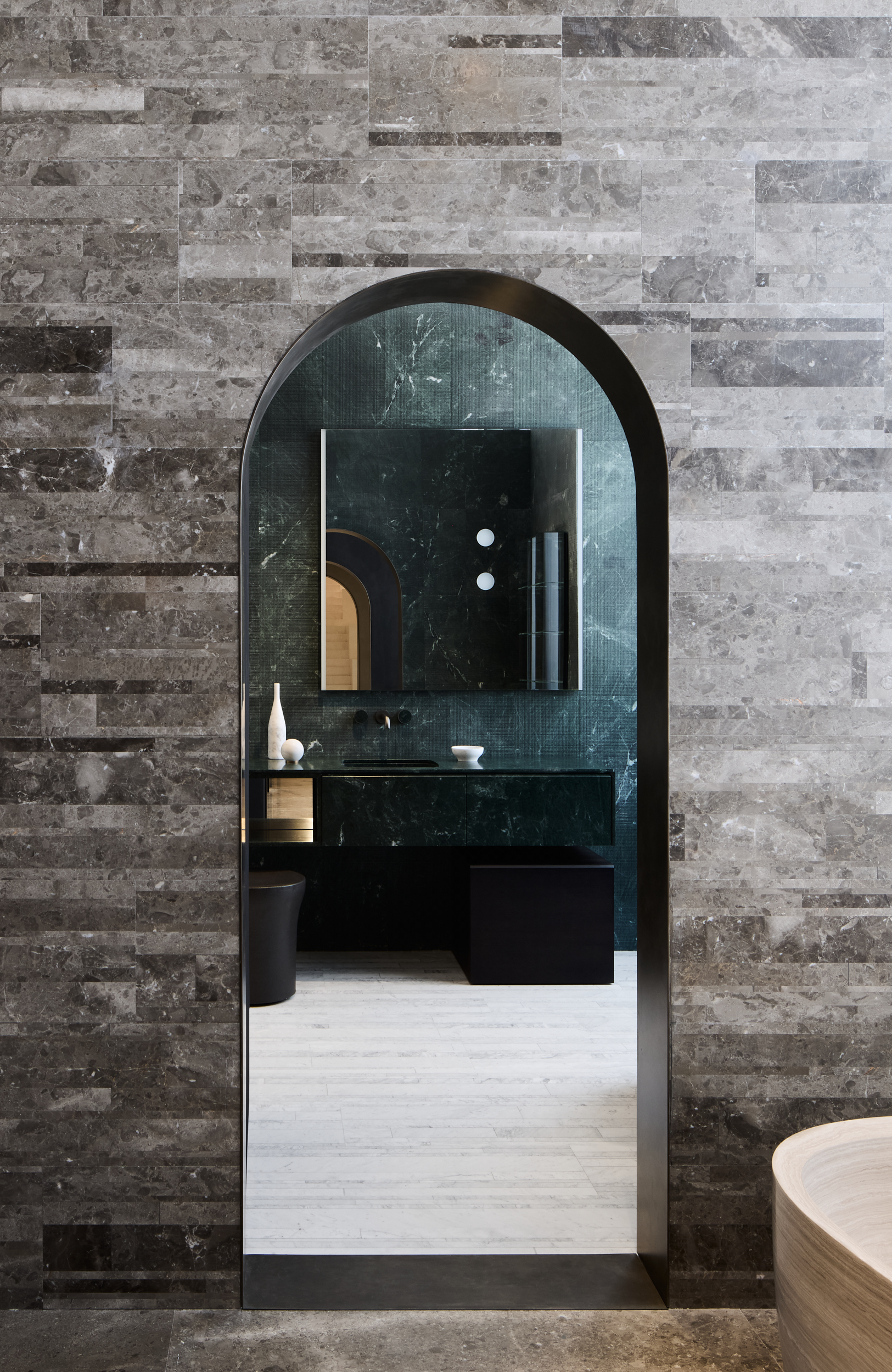 Salvatori_showroom_Dubai_6