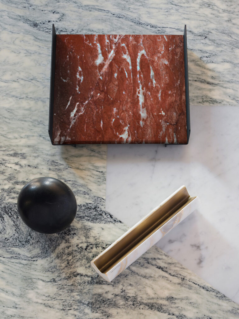 cover_Stories_Ideas-and-advice-for-furnishing-a-home-office