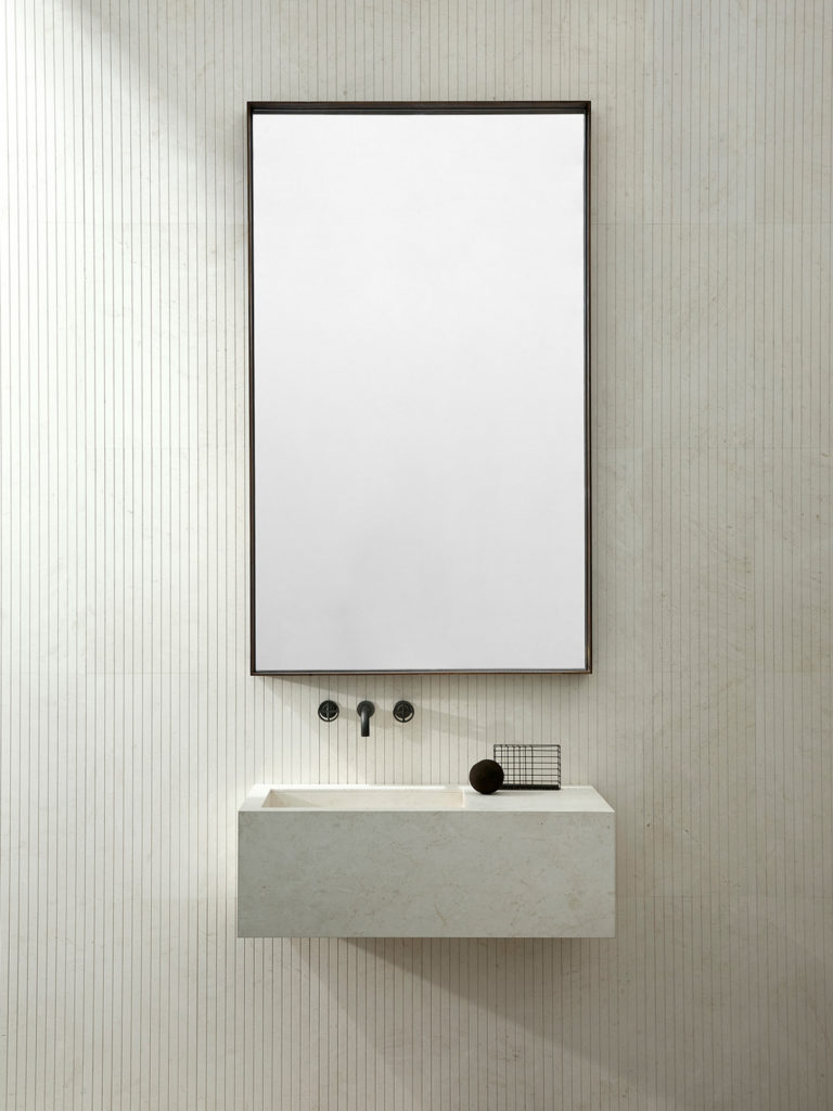 Stories_advice_The-7-key-design-rules-for-small-bath