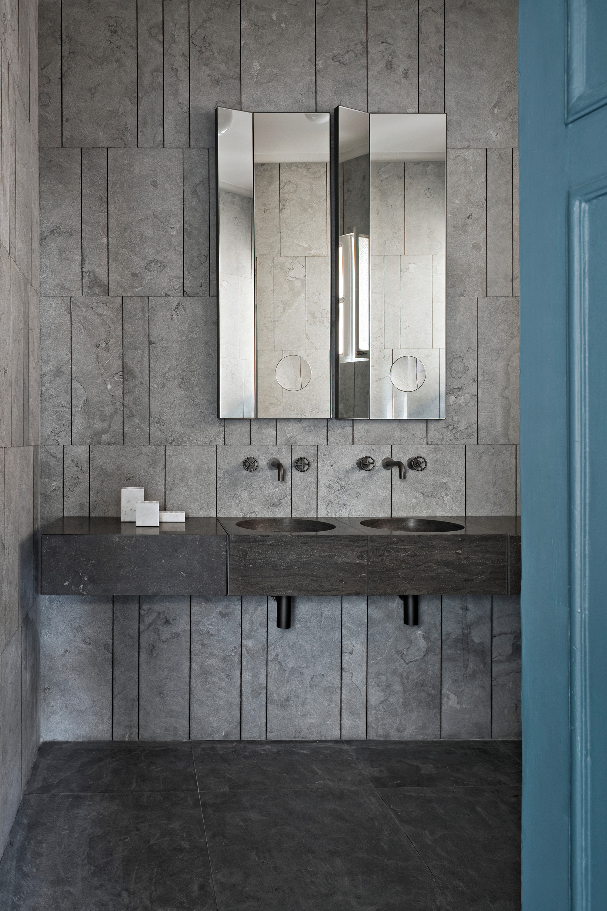 2019-02-griglia-2_3-2_salvatori-home