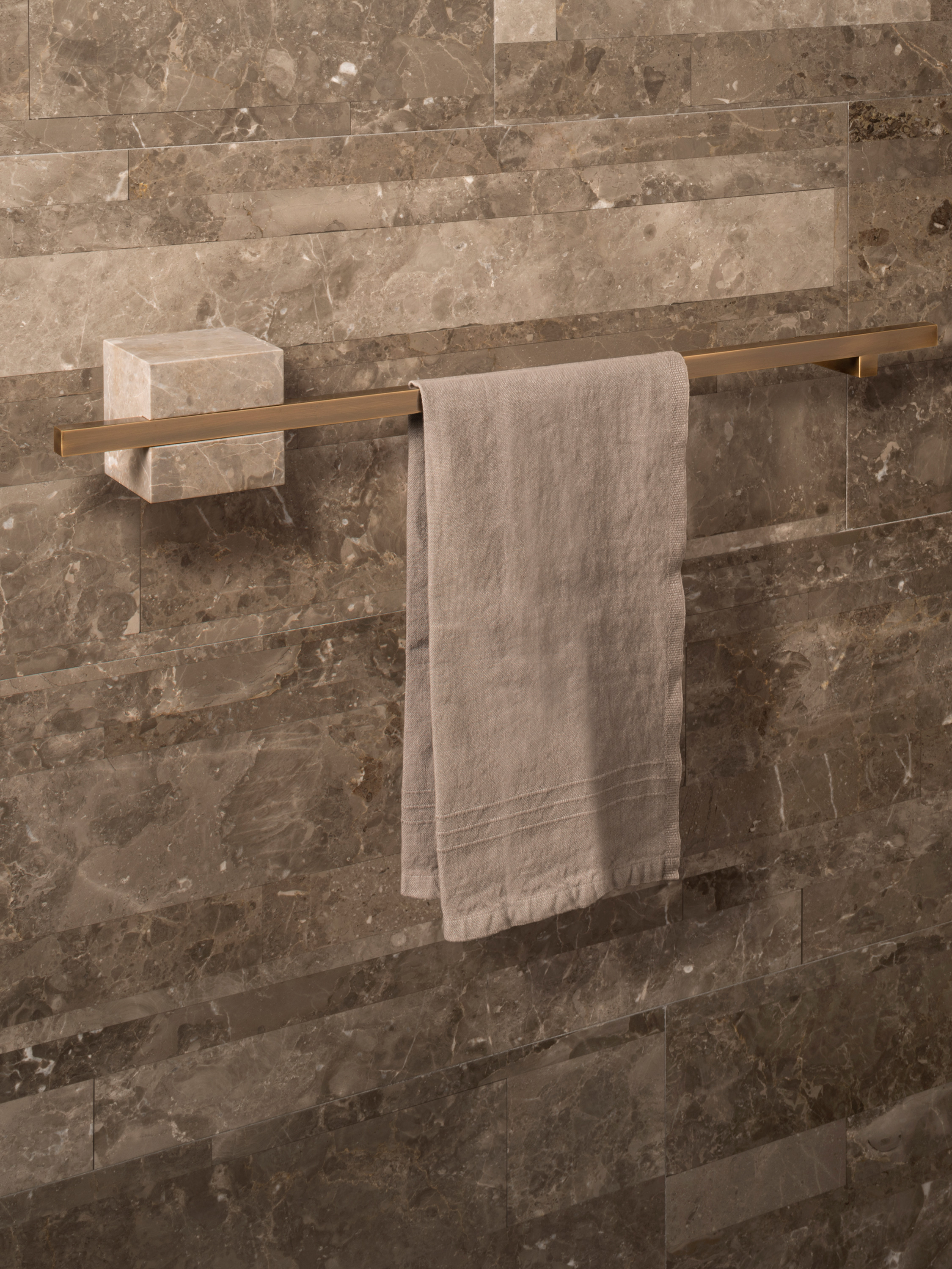 2019-02-cover_4-3_tabl-eau