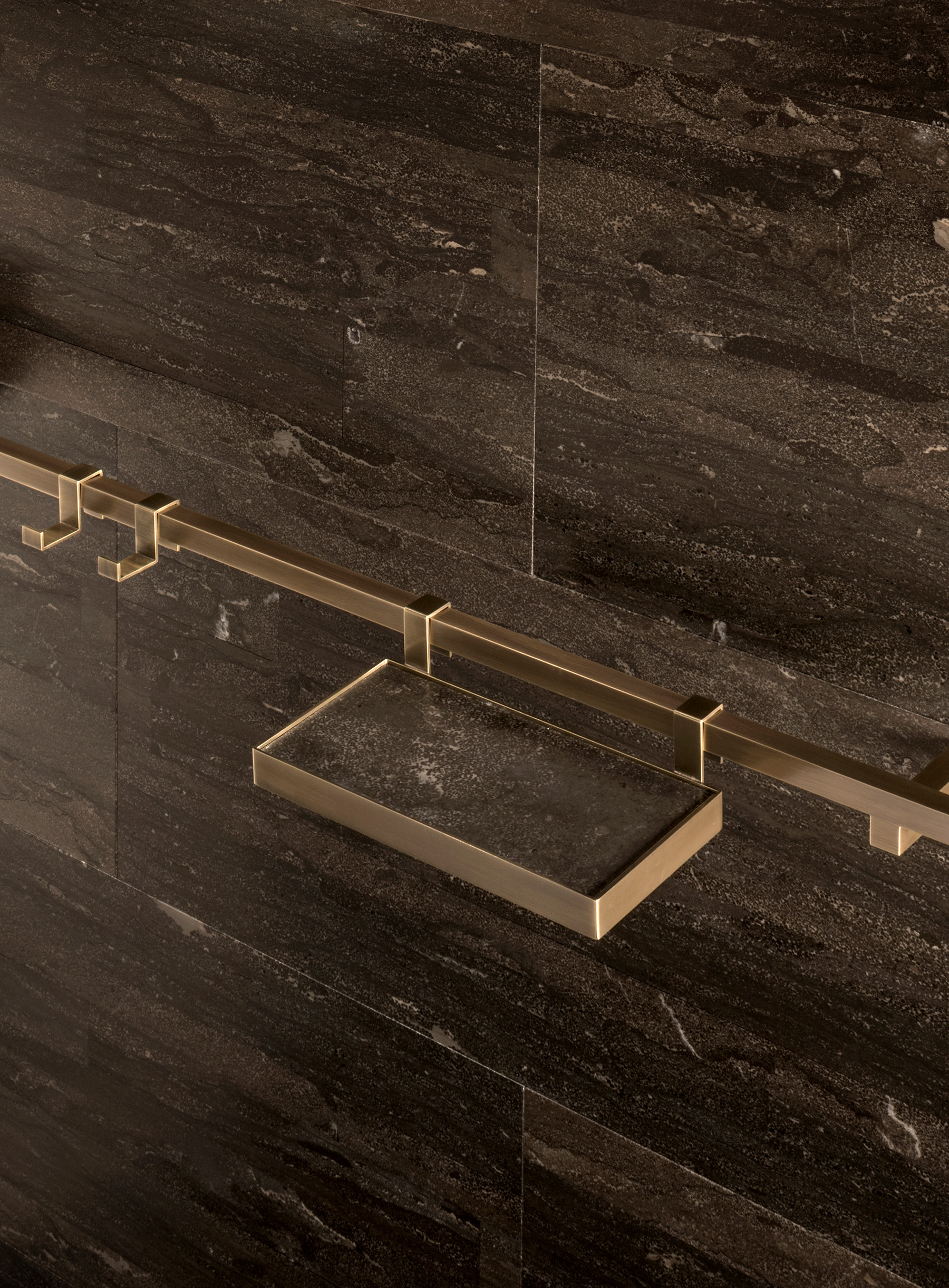 2019-03-banner-mobile_home_tabl-eau-tray