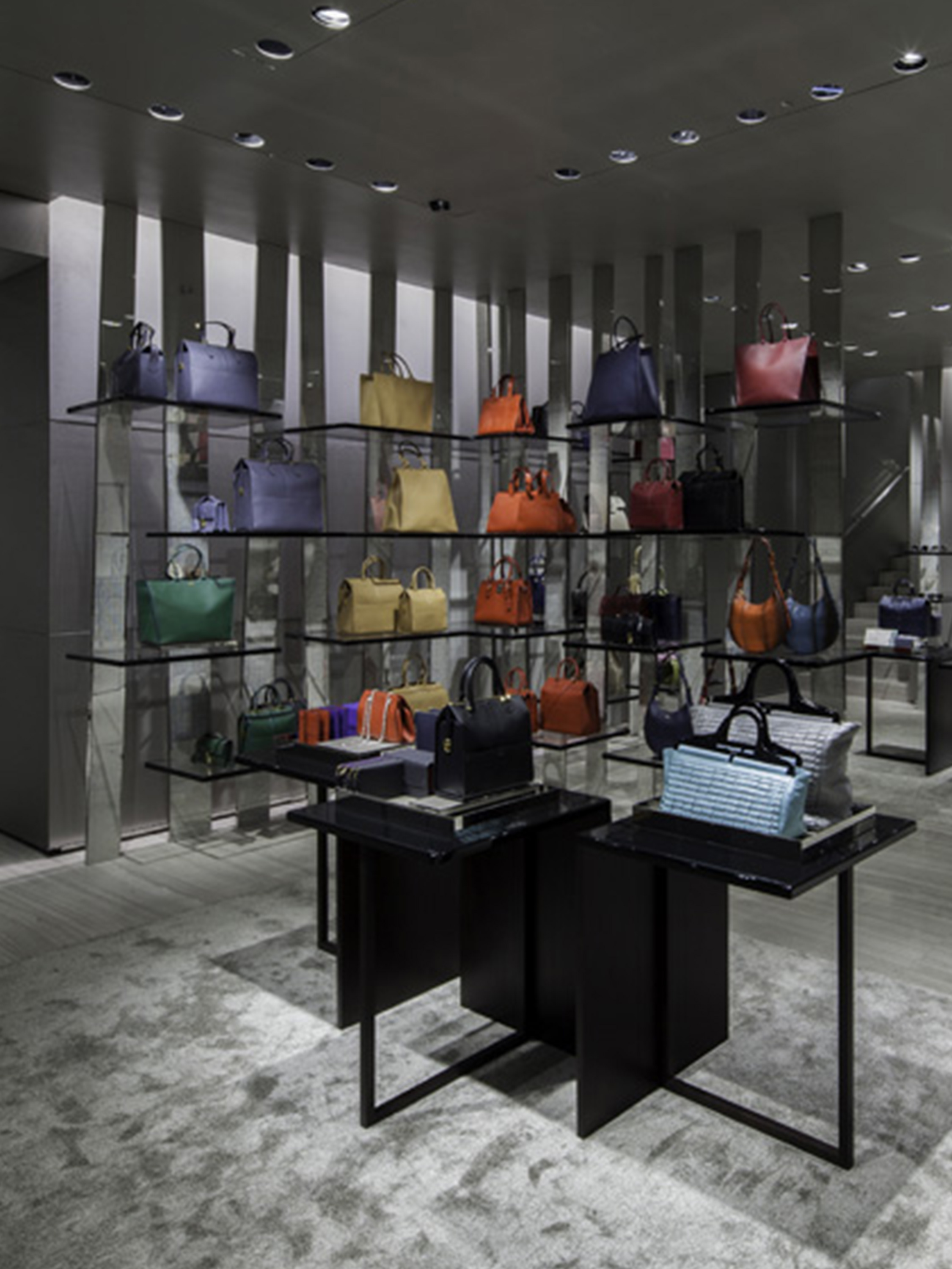 2019-03-cover-4-3_armani