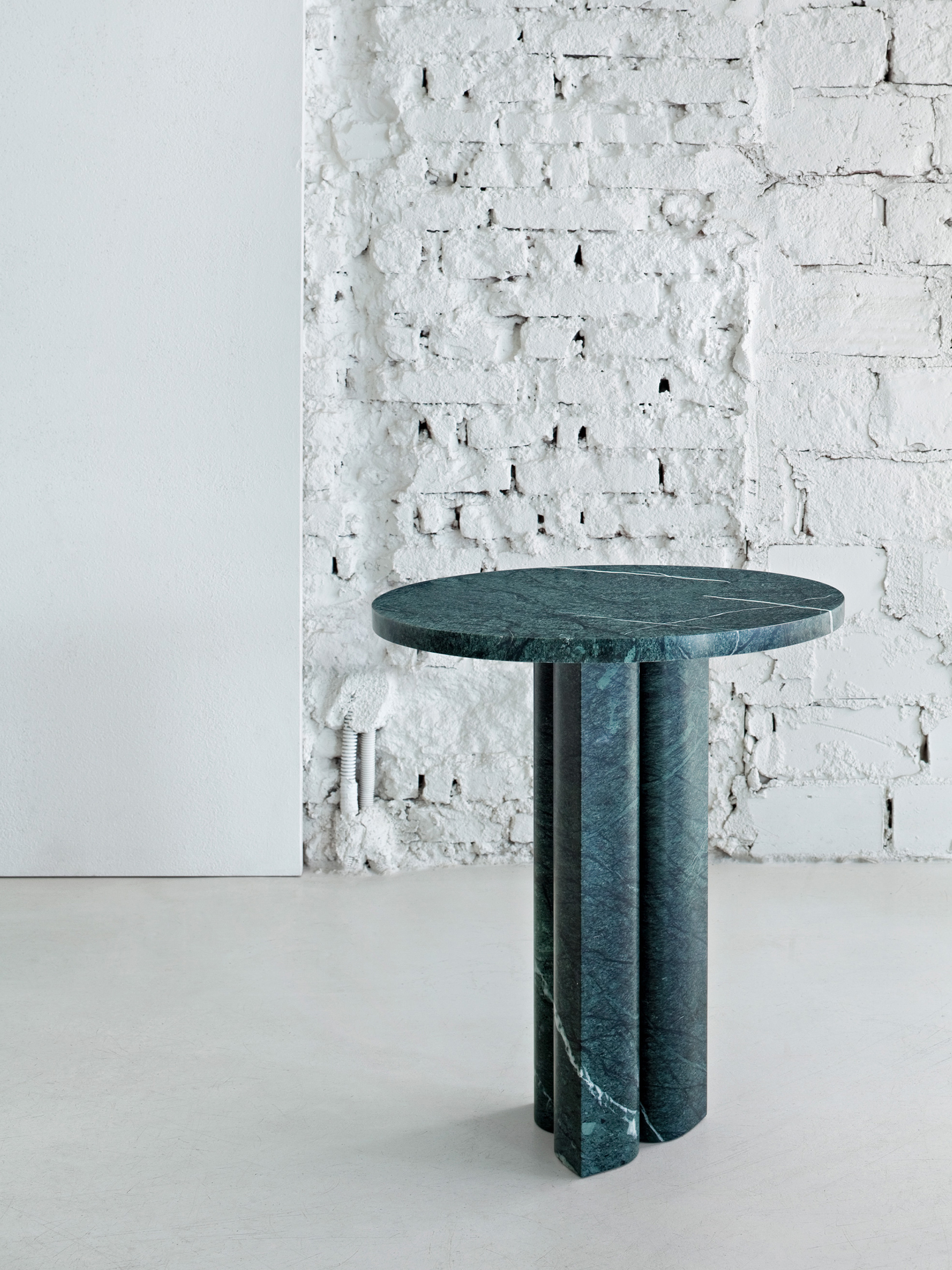 LoveMeLoveMeNot-Coffee-1