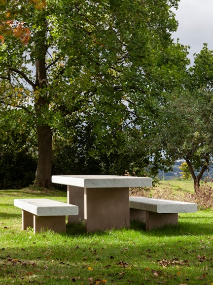 2019-03-cover_home_span-outdoor-tablebench-2