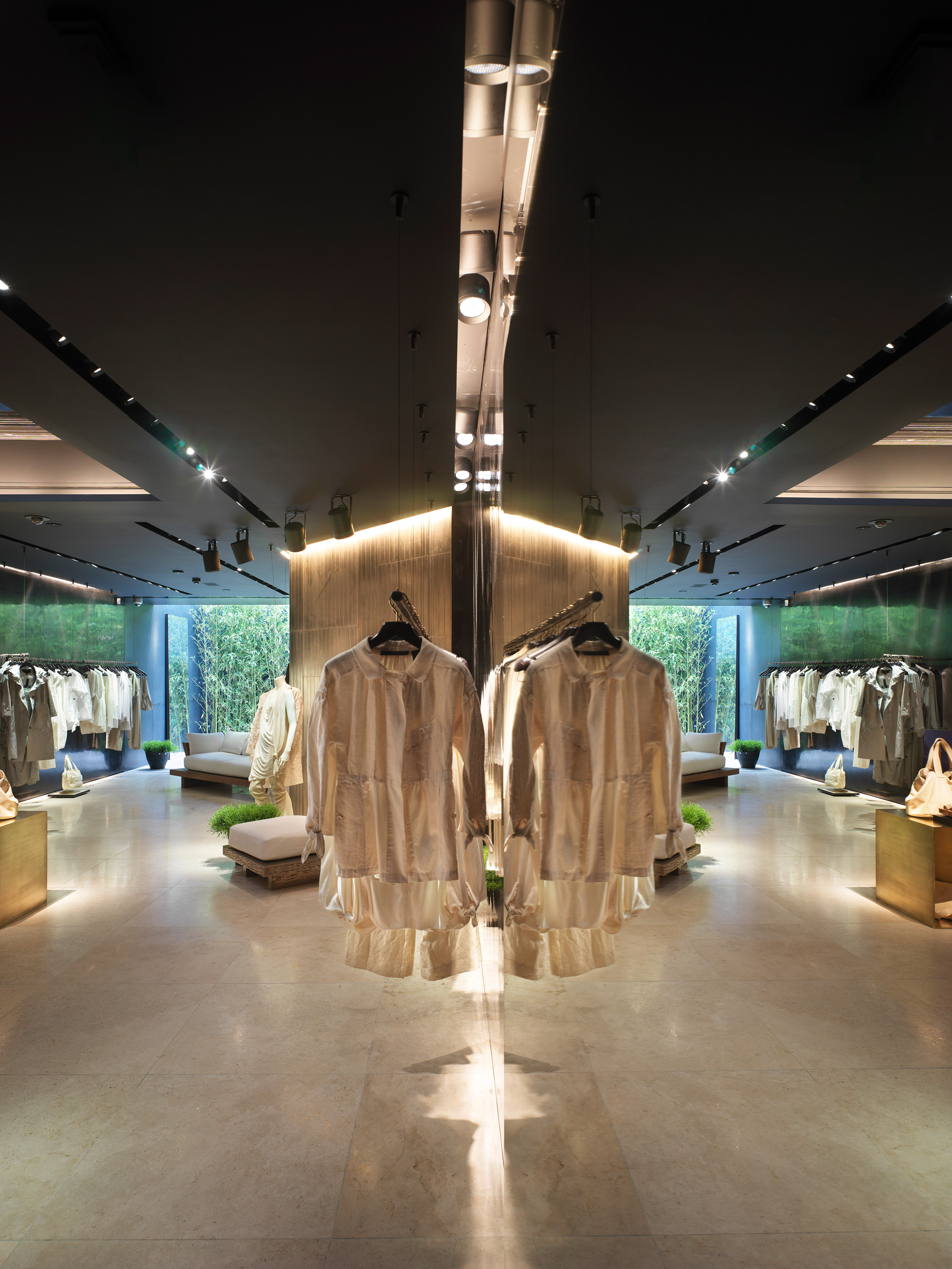 2019-03-griglia-1_4-3_donna-karan-1