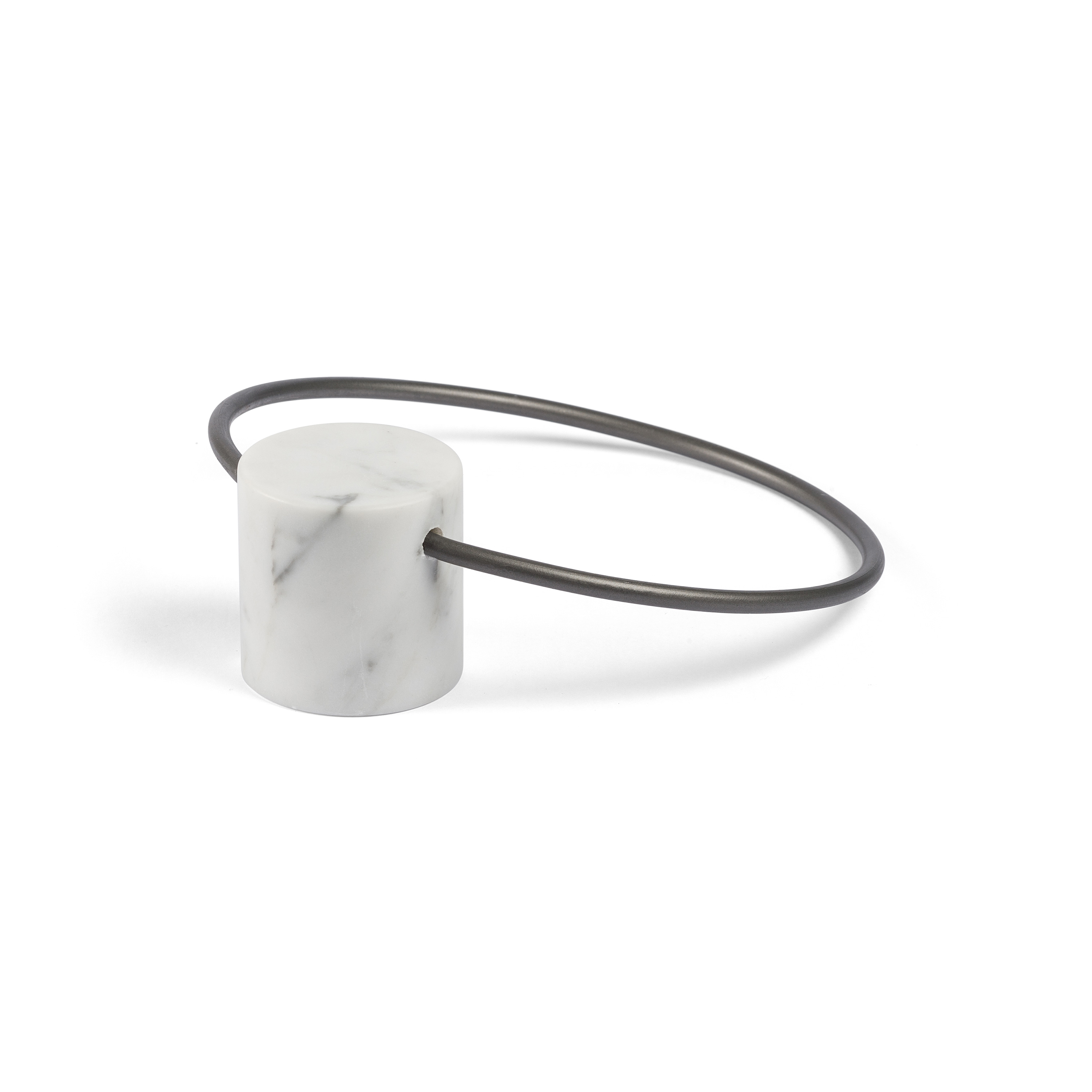 2019-03-salvatori_fontane-bianche_towel-ring-in-bianco-carrara_old-3