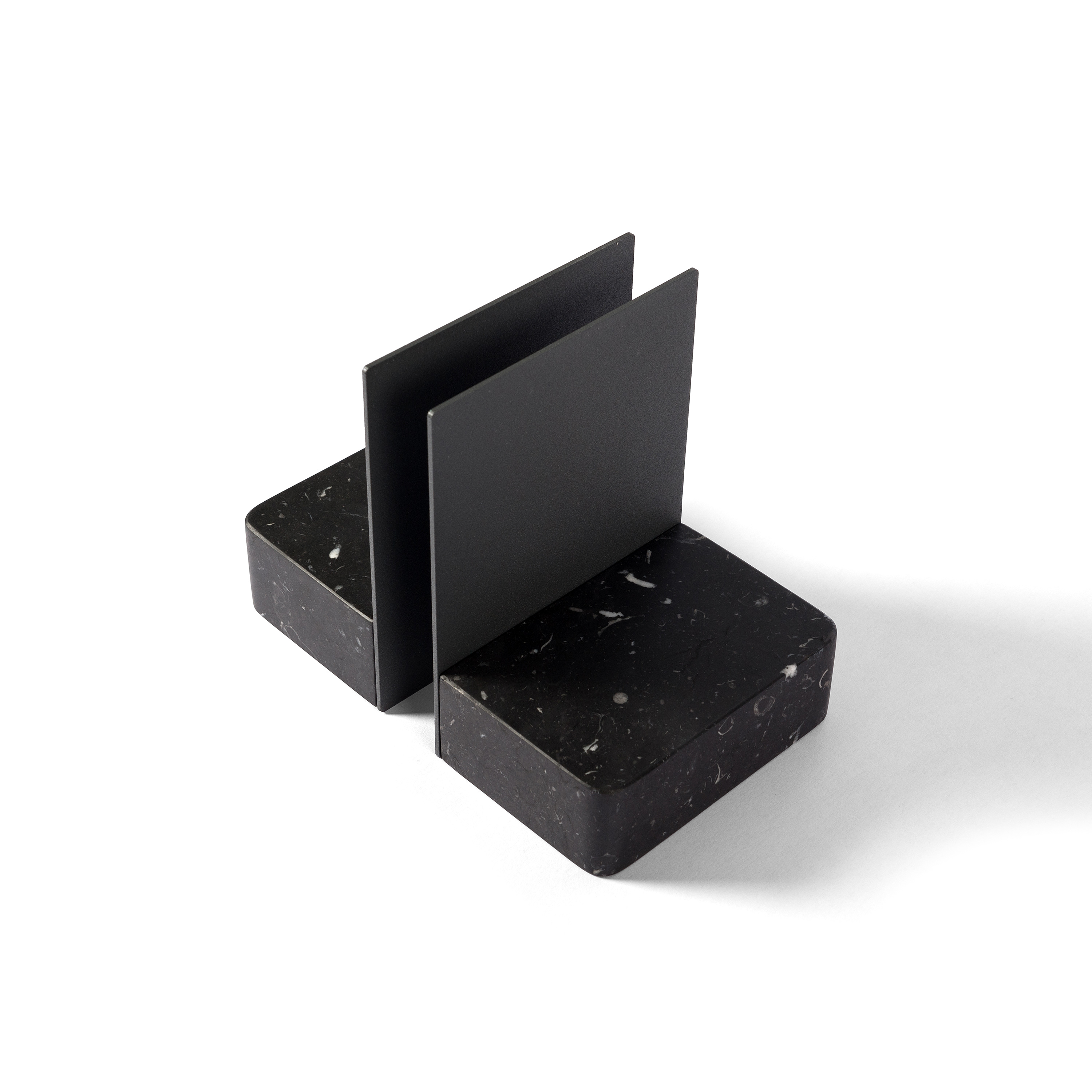 2019-03-salvatori_pietra-l-collection_08_nero-marquinia-3