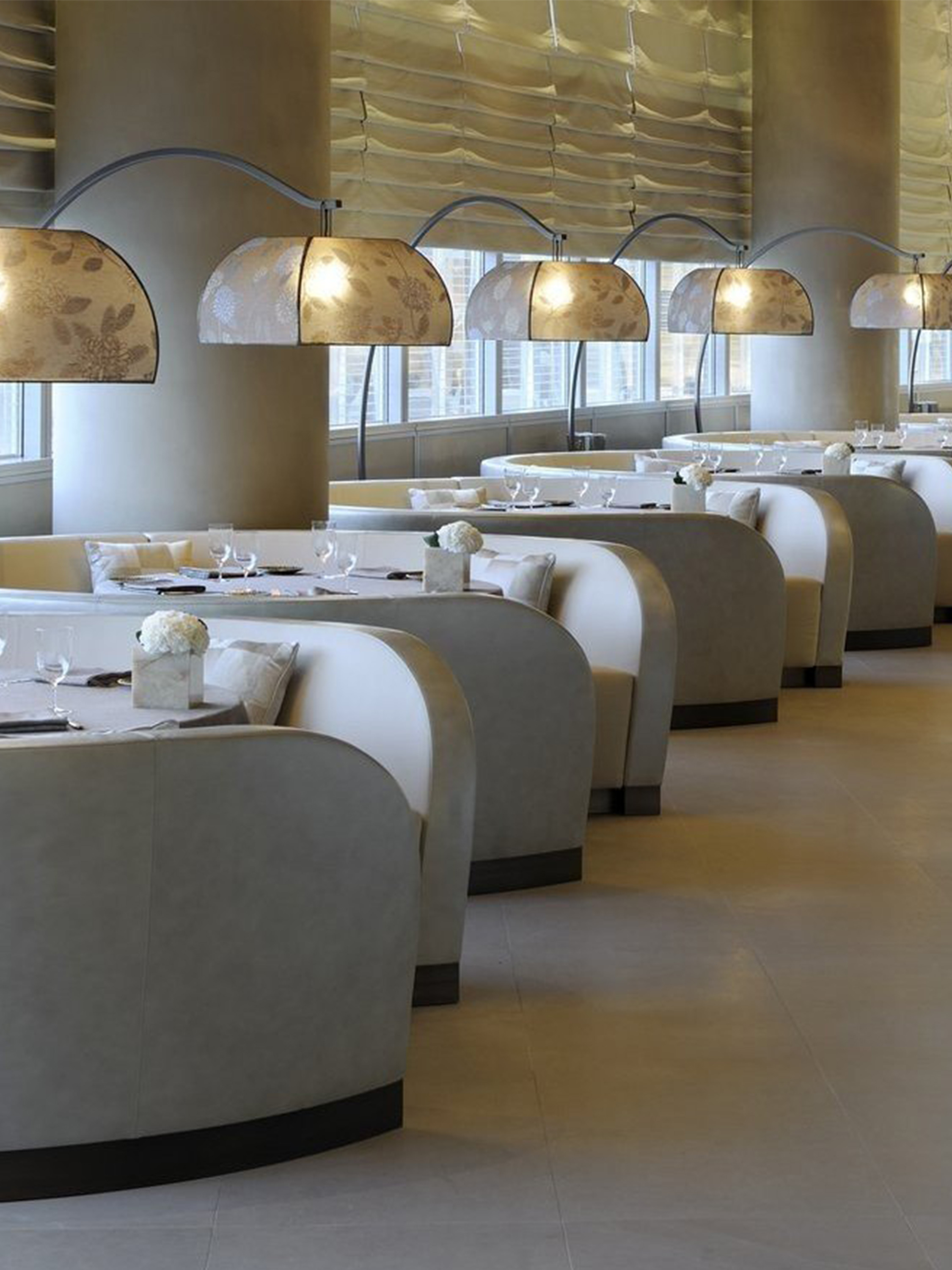 2019-03-cover_4-3_armani-hotel-dubai