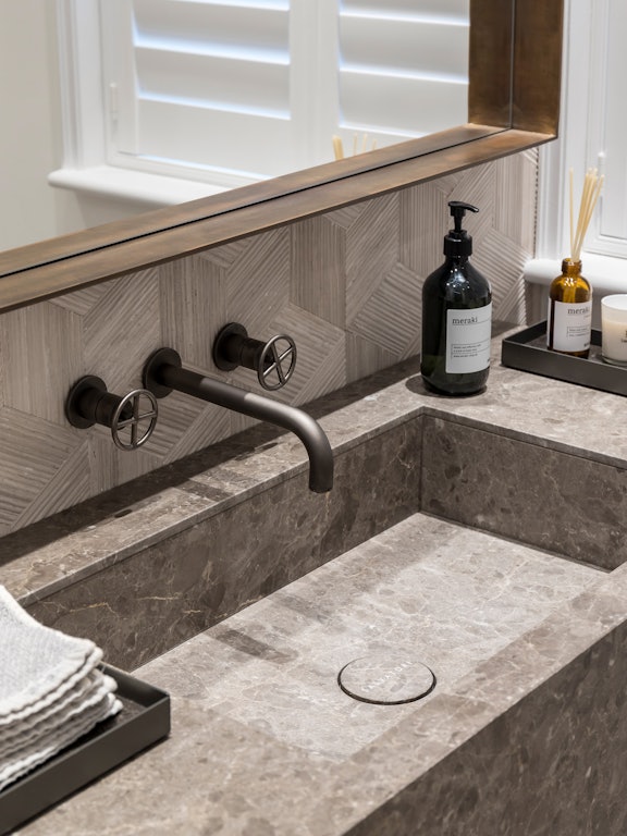 2019-03-griglia2_4-3_bespoke-solutions-from