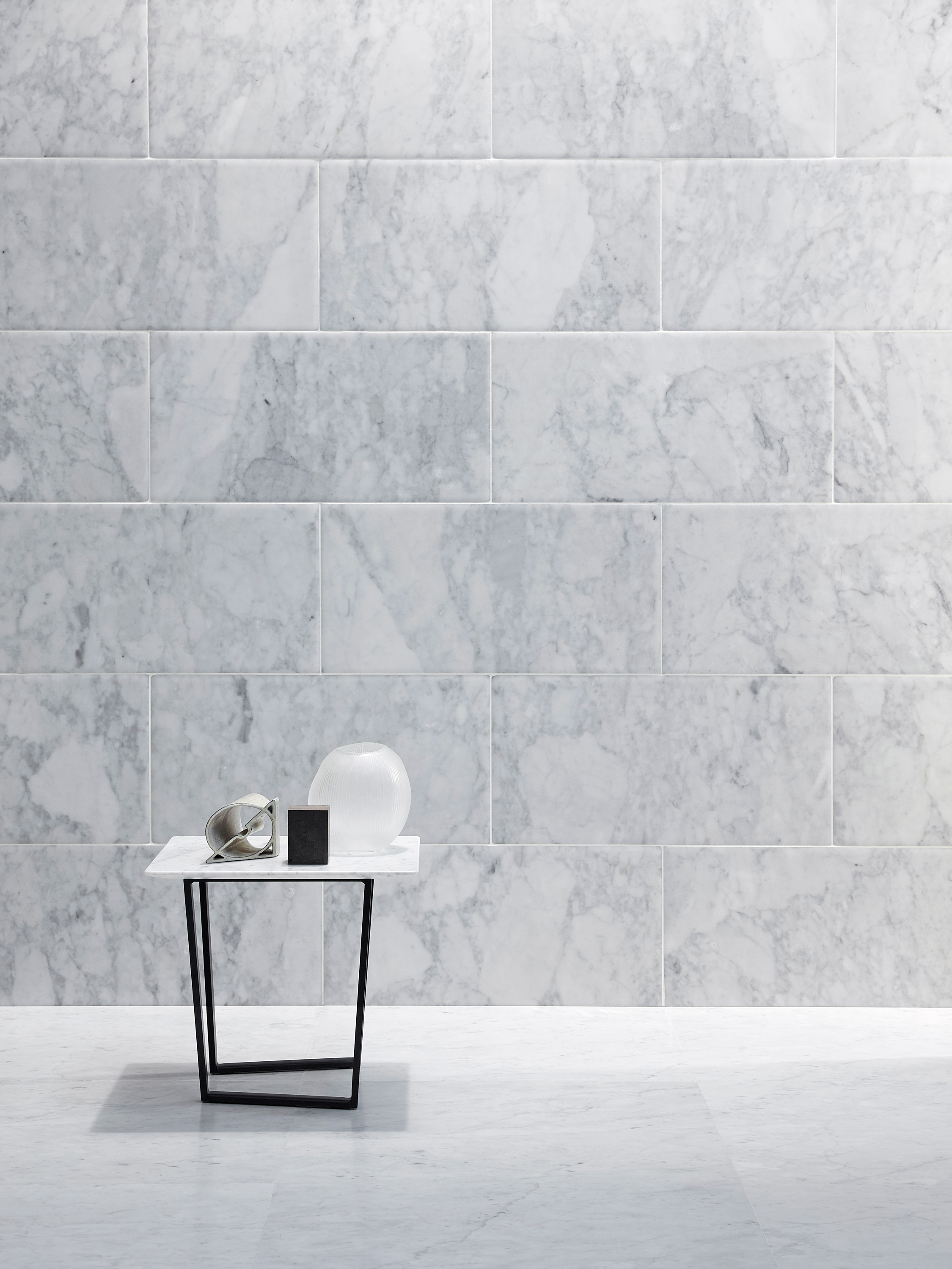 2019-09-salvatori_wf_dune-in-bianco-carrara_dritto