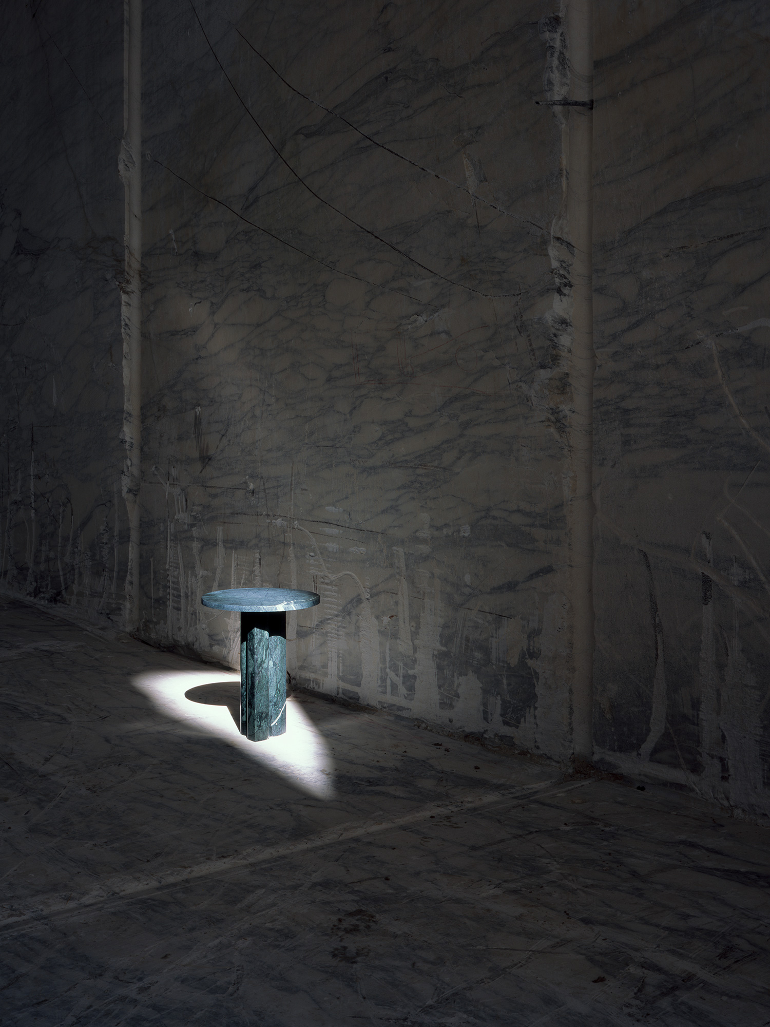 2020-09-cover_stories_helene-binet_new