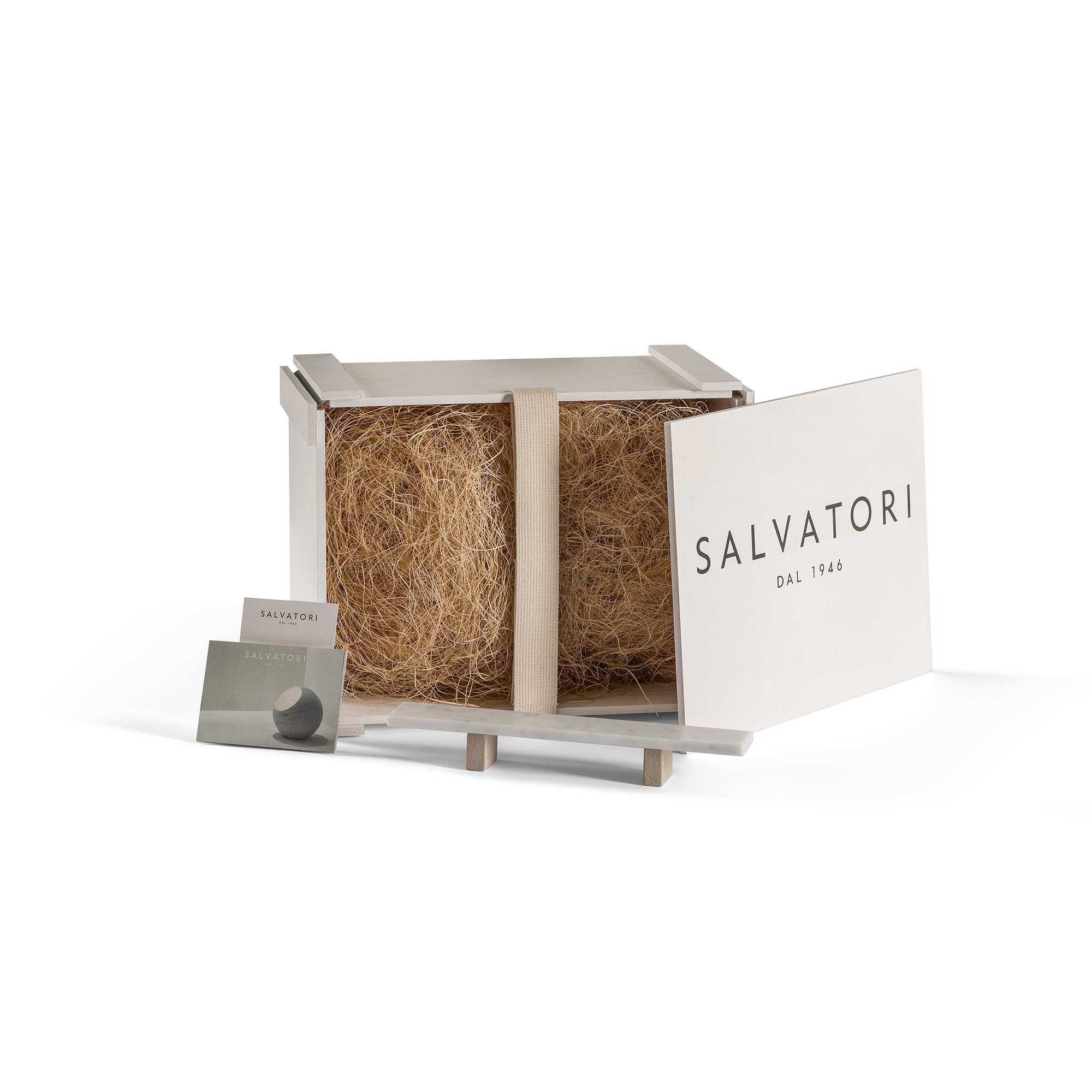 2021-05-salvatori_still-life_miniatures_span-outdoor-bench-1