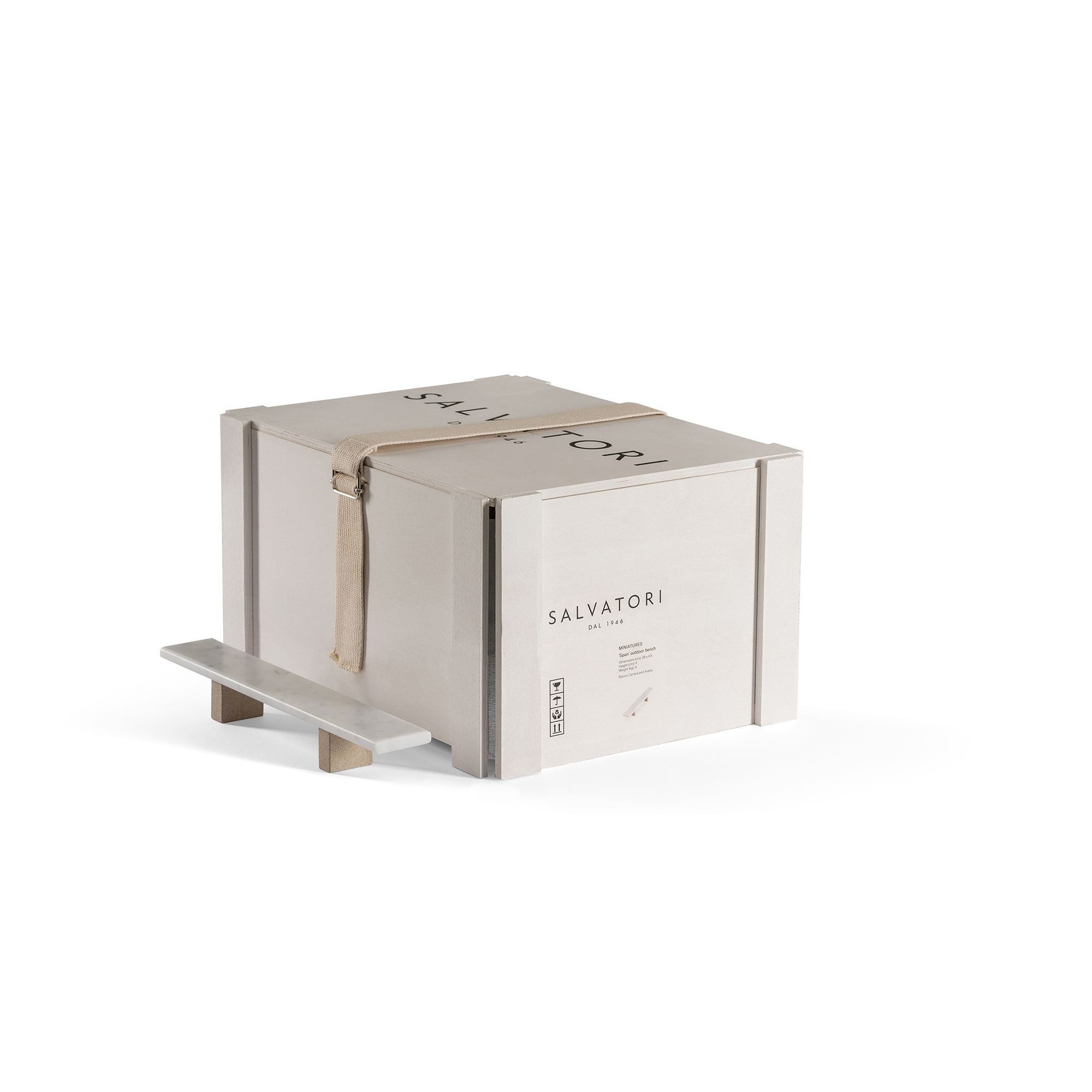 2021-05-salvatori_still-life_miniatures_span-outdoor-bench-3