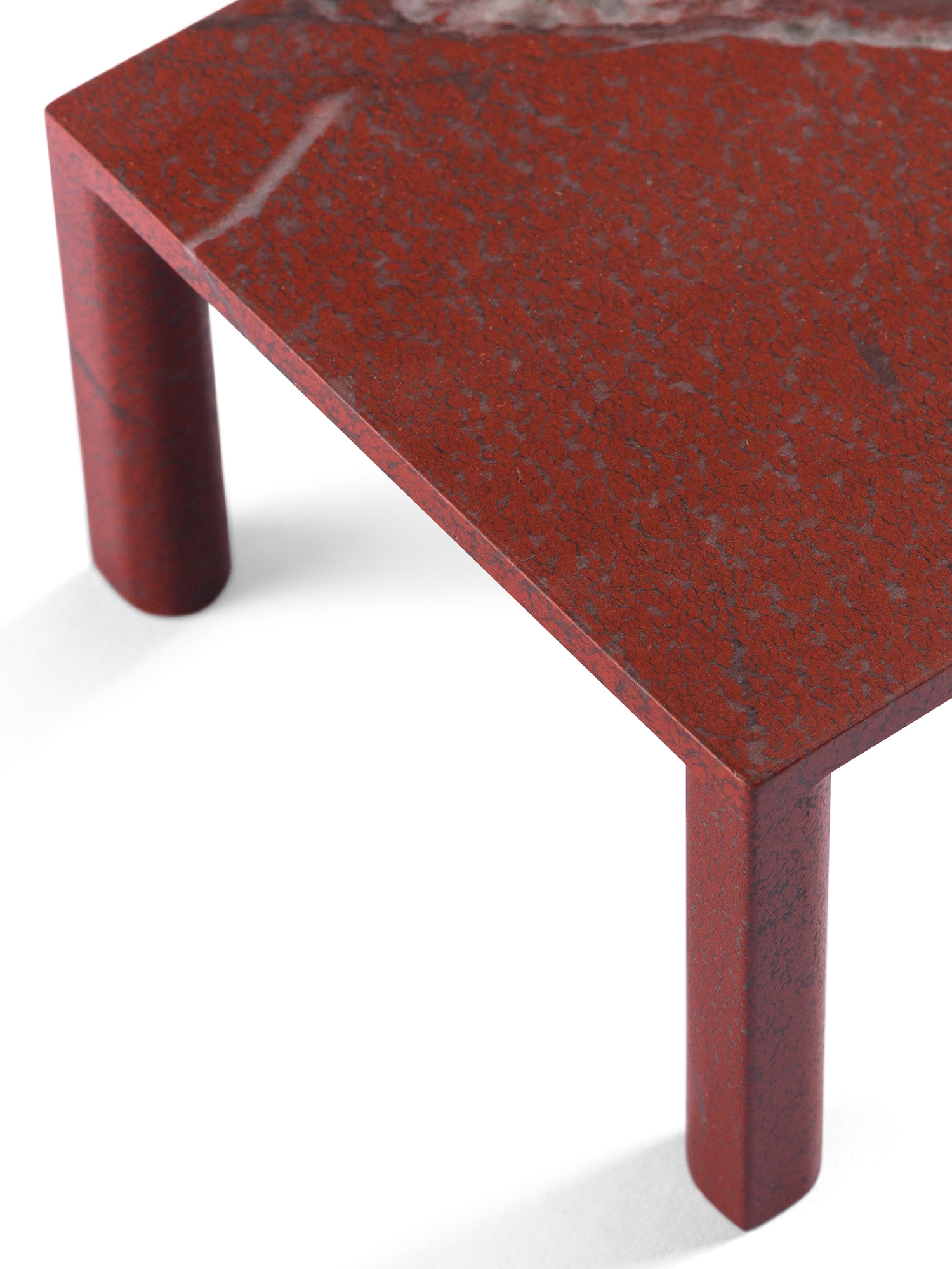 2021-05-cover_stories_miniature-collection