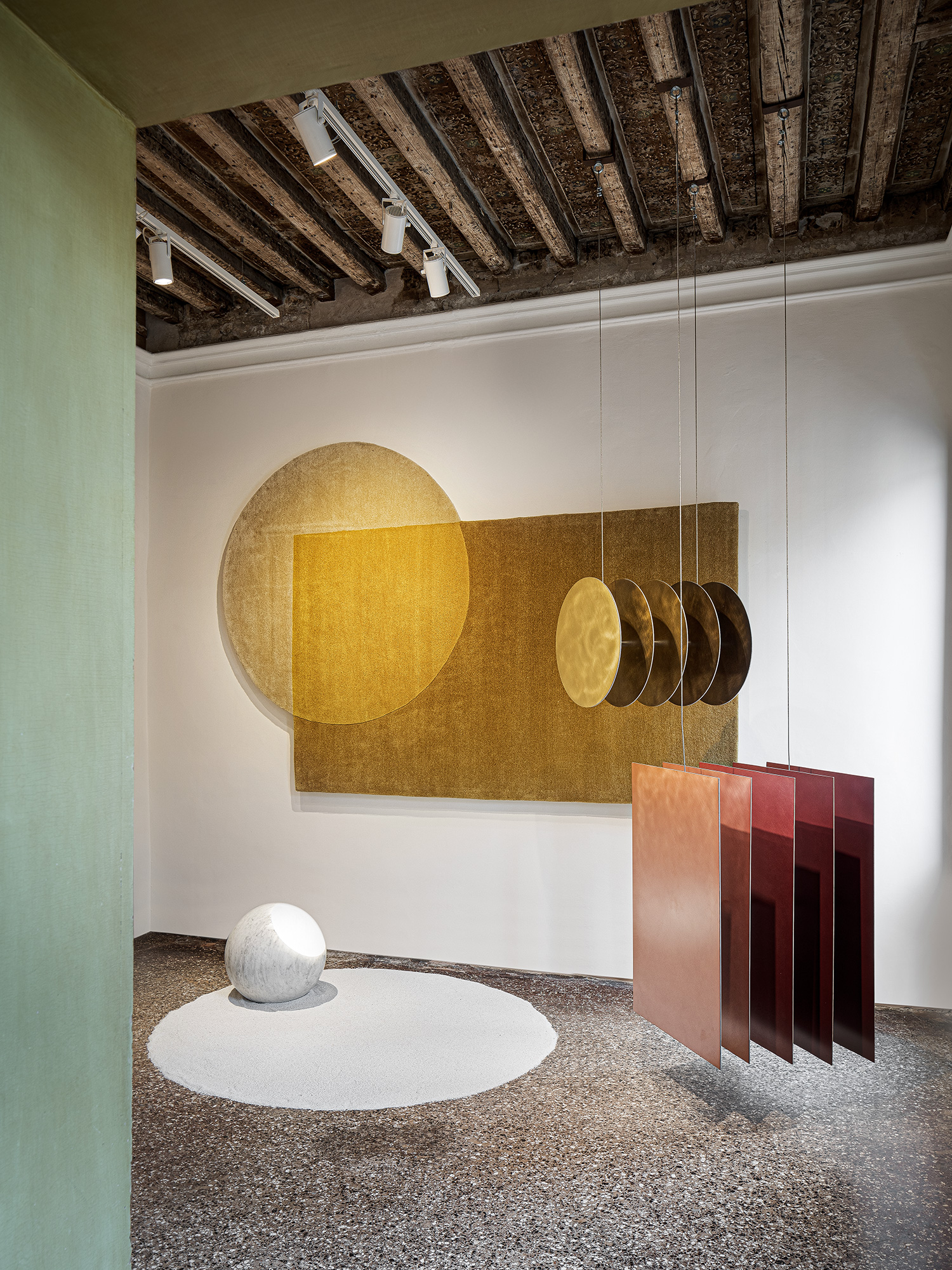 2021-06-cover_stories_biennale-venezia