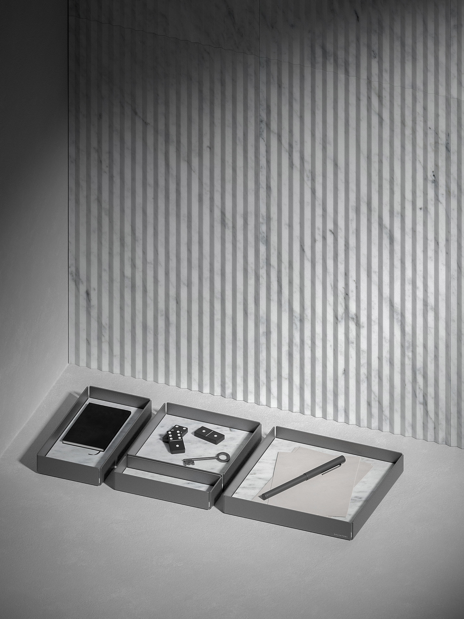 2021-08-cover_banner_organised-desk