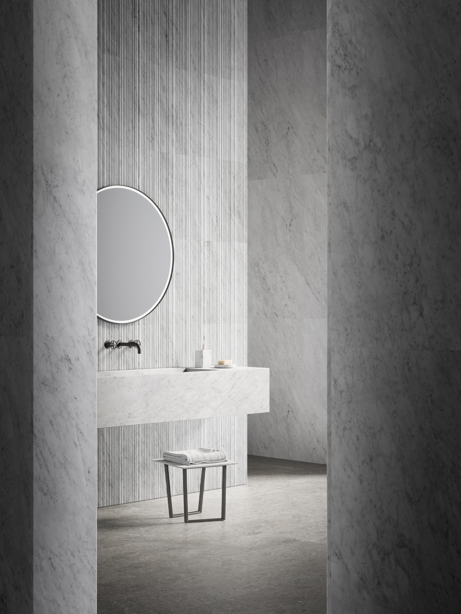 2021-09-media-gallery_salvatori_shopthelook_medium-bathroom-set2-2